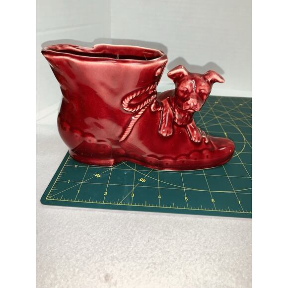 Vintage Raspberry Shawnee USA Pottery Shoe Planter With Puppy 3.25" x 7.50" - Picture 8 of 11